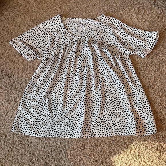 purple lava Tops - White and Black Animal Leopard Print Blouse - Women’s Size Small​